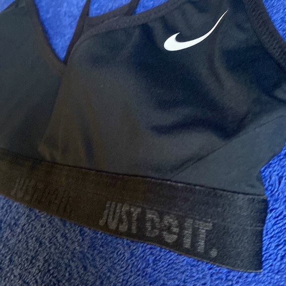 Nike DR-FIT BRA - Picture 3 of 8